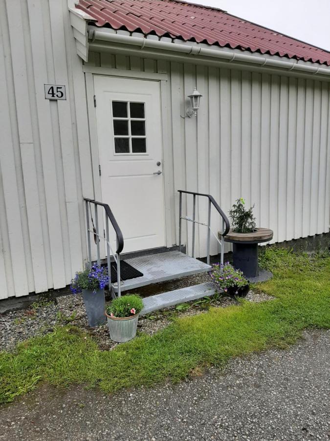 Holiday Apartment In Flatanger Vik  Buitenkant foto