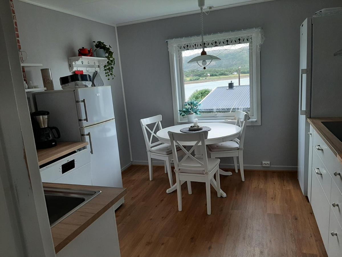 Holiday Apartment In Flatanger Vik  Buitenkant foto